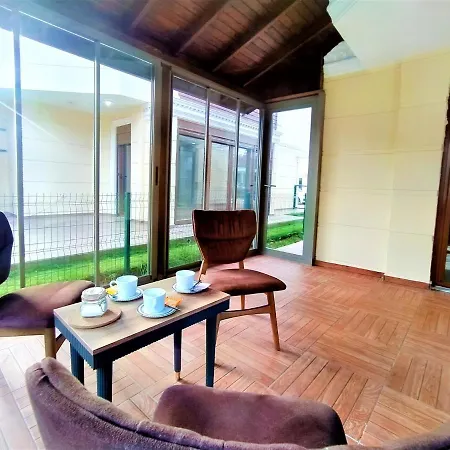 빌라 Triplex With Sauna Near Airport In 안탈리아